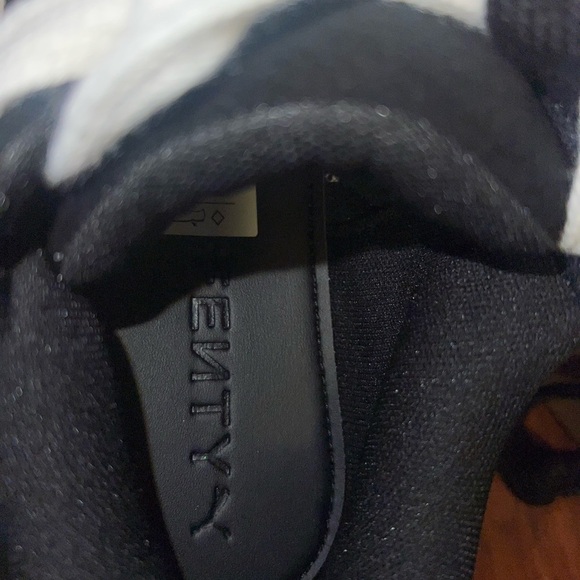 Puma fenty Monochrome Athletic Shoes - Picture 6 of 7